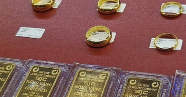 Sáng 11-12, giá vàng miếng SJC, vàng nhẫn tăng vọt