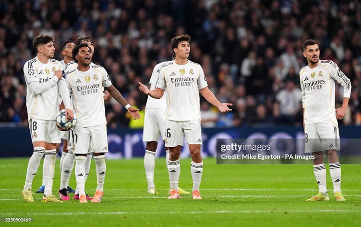 Real Madrid có lẽ cũng không hiểu vì sao họ lại thủng lưới nhanh đến thế
