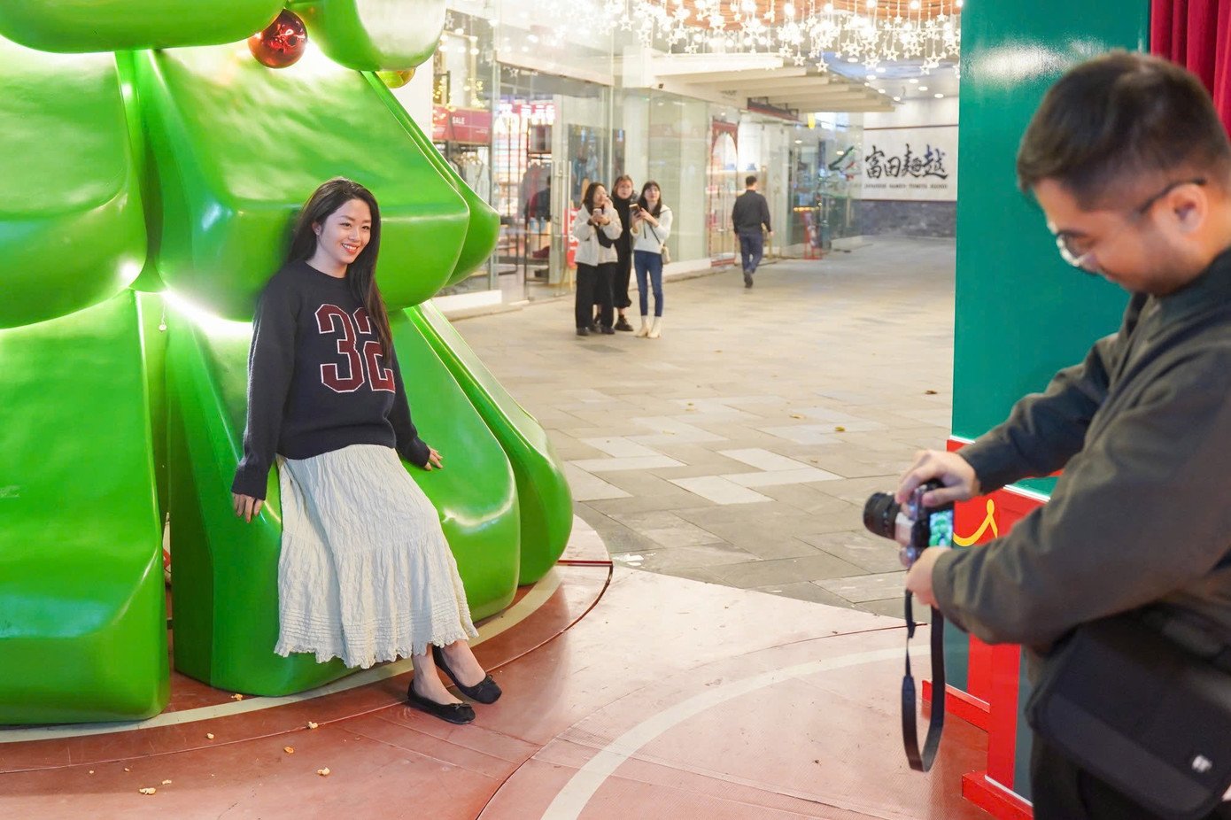 Hà Nội như &#39;bản hòa tấu ánh sáng&#39; dịp Giáng sinh - 7