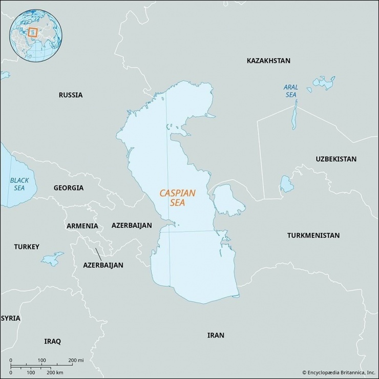 Biển Caspi nằm giáp Nga. (Bản đồ: Britannica)