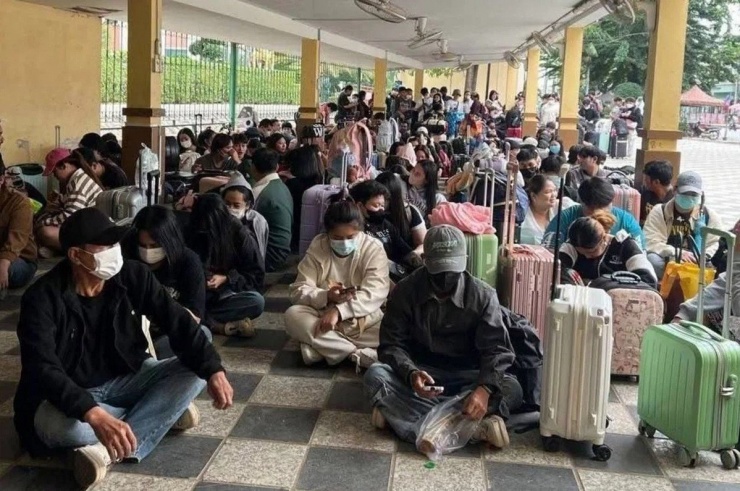 Thái Lan - Campuchia đàm phán giữa lúc giao tranh tiếp diễn - 1