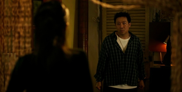 Lộ hình ảnh Trấn Thành la hét, điên cuồng đập phá - 1