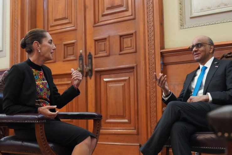 Tổng thống Mexico Claudia Sheinbaum và các nhà lãnh đạo quốc tế. Ảnh: X/@Claudiashein