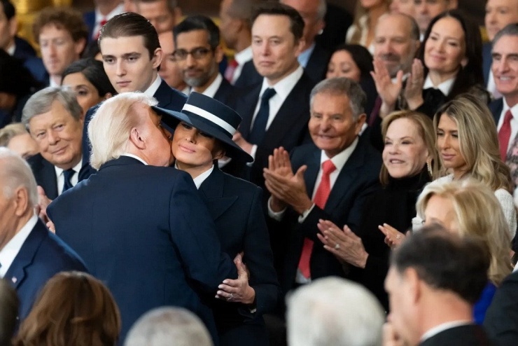 Tổng thống Mexico, Đệ nhất phu nhân Mỹ lọt vào danh sách mặc đẹp nhất năm - 5