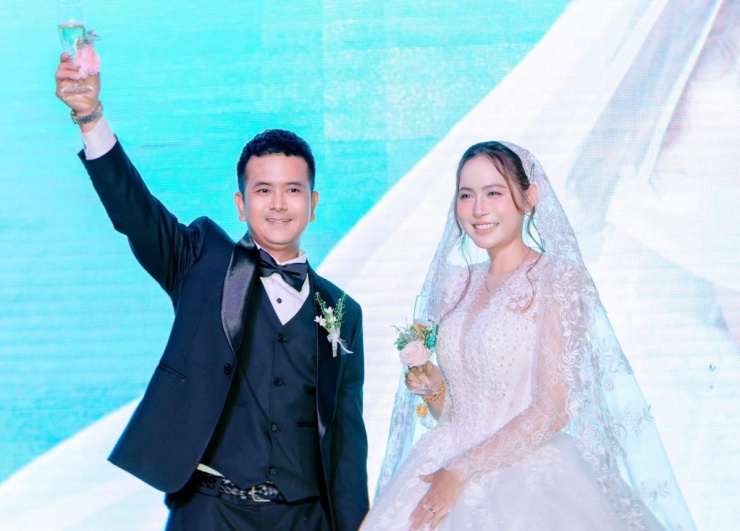 Hạnh phúc ở tuổi 42 của 'bé An' Hùng Thuận - 1