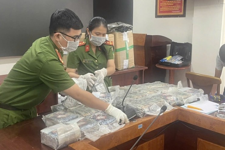 Triệt phá đường dây ma túy quy mô lớn, thực hiện giao dịch 1.500 tỉ đồng