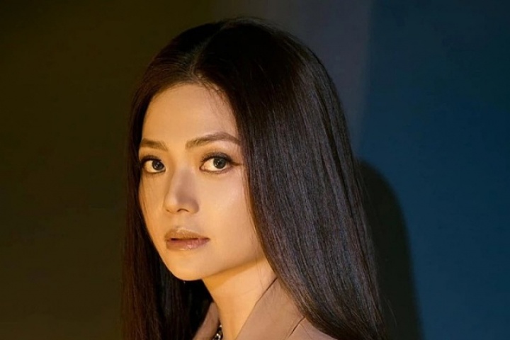 NSƯT Kiều Anh được khen trẻ trung sau giảm 3 kg