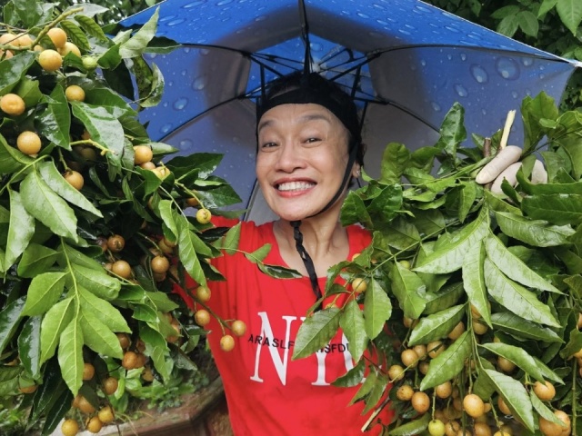 Vườn rau 3.500 m2 ven sông Hồng của diễn viên Tú Oanh