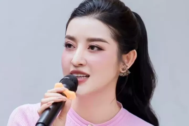 Huyền My: ‘Tôi sốc, bật khóc khi nghỉ việc MC’