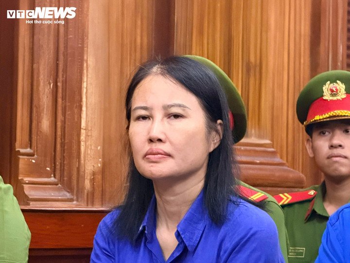 Bị cáo Hoàng Thị Thuý Nga tại phiên toà. (Ảnh: Hoàng Thọ)