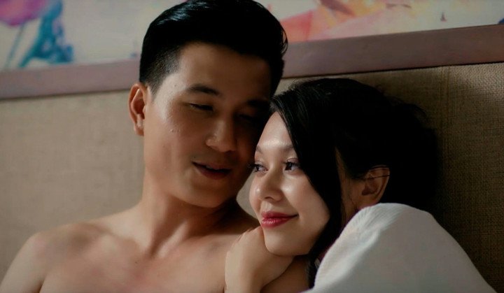 Bộ phim "Cách em một milimet" vẫn nhận được nhiều sự quan tâm của khán giả, trong đó nhân vật Duyên do diễn viên Hà Bùi đảm nhận.