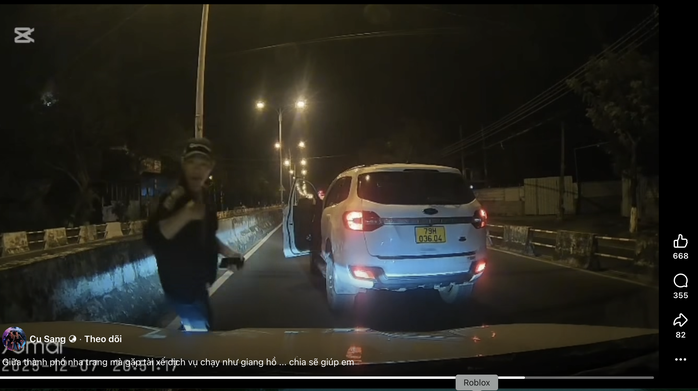 Tài xế xe dịch vụ hung hăng chặn đầu chiếc ô tô, dọa đánh người