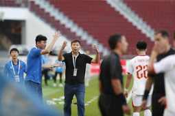 "Cánh tay phải" của HLV Kim Sang Sik bị treo quyền chỉ đạo ở bán kết SEA Games 33