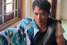 Một đại uý công an bị đâm trọng thương