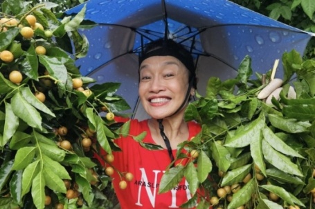 Vườn rau 3.500 m2 ven sông Hồng của diễn viên Tú Oanh