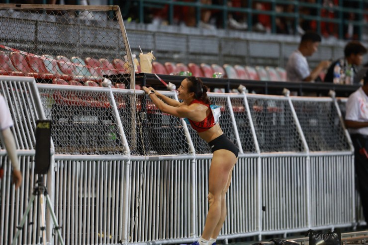 Hotgirl điền kinh Mỹ Tiên "bụng 6 múi", bất ngờ với bản thân dù lỡ tấm HCV - 7