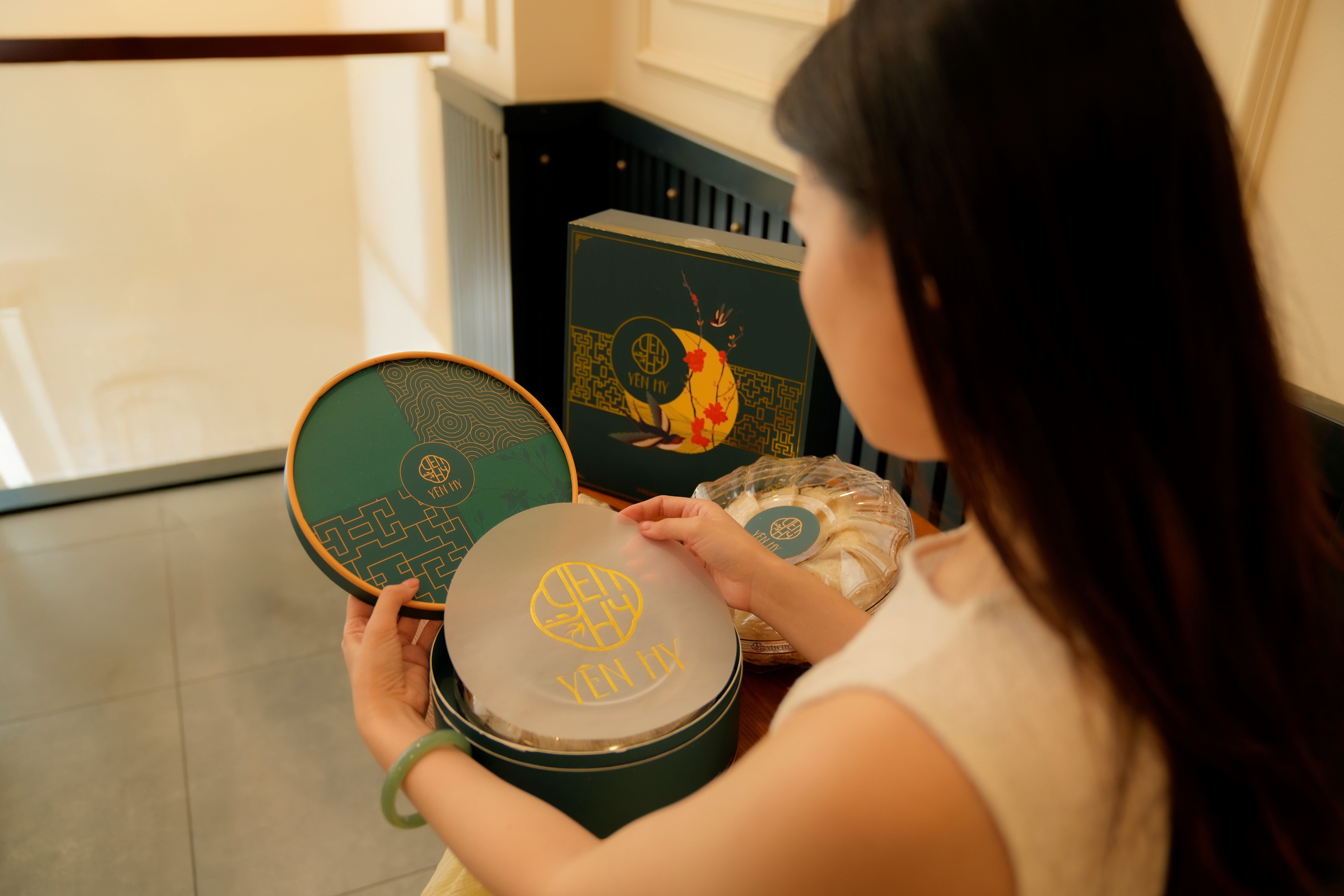 J&T Express hiện đang là đơn vị chuyển phát cho Yên Hy Bird's Nest