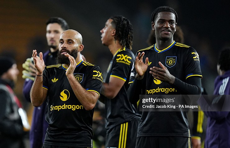 Heaven thi đấu nổi bật trong màu áo MU