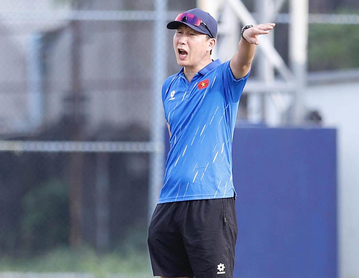 U22 Việt Nam họp kín, bàn đấu pháp đá bán kết SEA Games 33 - 9