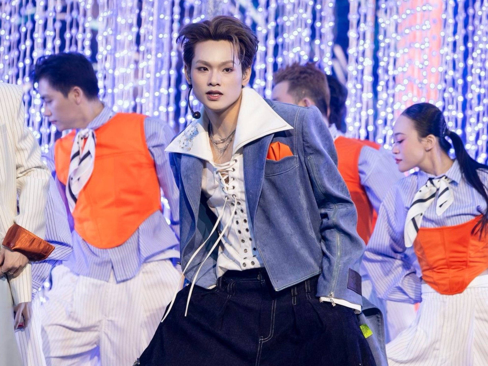 Bùi Trường Linh tại 'Anh trai say hi 2025'.