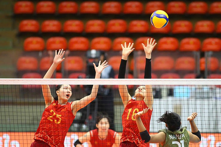 Trực tiếp bóng chuyền ĐT nữ Việt Nam - Indonesia: Chiến thắng ấn tượng sau 3 set (Kết thúc) - 11