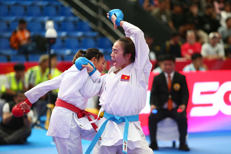 Trực tiếp SEA Games 33, đoàn Việt Nam thi đấu 12/12: Em trai Ánh Viên tỏa sáng, bơi liên tục gặt vàng - 54