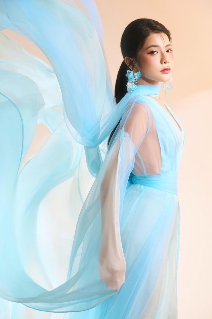 Bảo Yến Rosie trong MV mới. Ảnh: NVCC