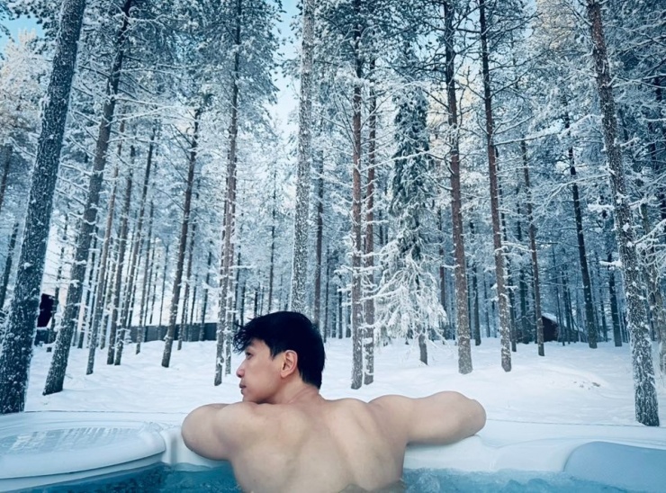 Chủ tịch Trần Hùng Huy săn cực quang, ngâm mình giữa trời -23 độ C - 8