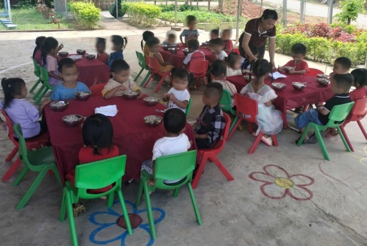 Dự án  Nuôi em - Nghệ An : Thực hiện trực tiếp với trường, không qua Sở GD-ĐT