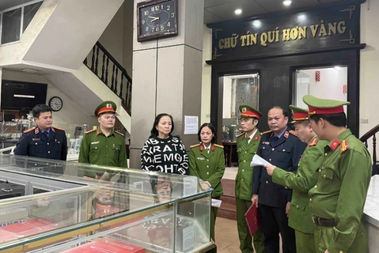 Chiêu trò trốn thuế của vợ chồng chủ tiệm vàng Kim Chung