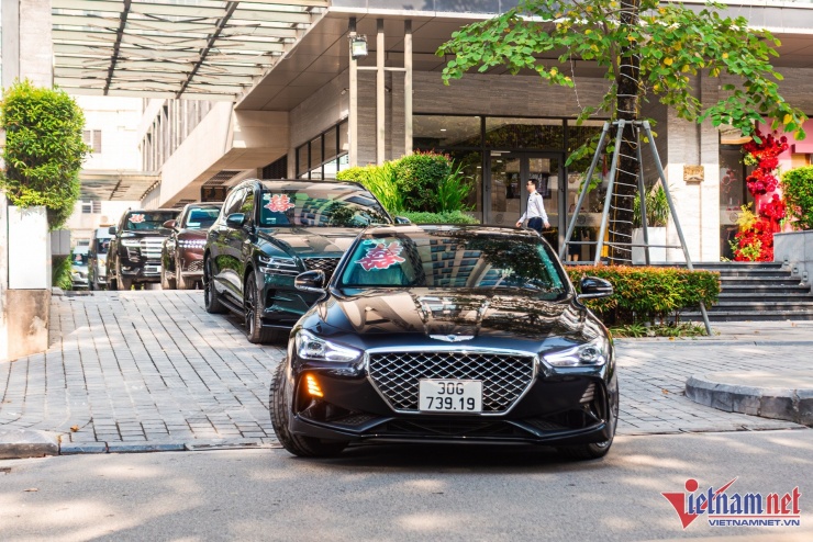 Dàn siêu xe trị giá 150 tỷ trong đám hỏi ái nữ doanh nhân nổi tiếng ngành ô tô - 7