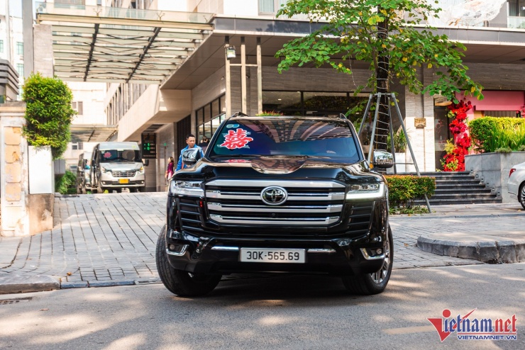 Dàn siêu xe trị giá 150 tỷ trong đám hỏi ái nữ doanh nhân nổi tiếng ngành ô tô - 17