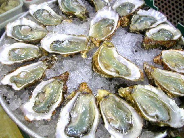 Hàu mang lại nhiều dưỡng chất tốt cho cơ thể, nhưng việc tiêu thụ bao nhiêu cần được kiểm soát.