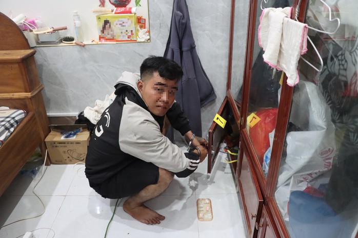 Trần Quốc Huy thực hiện lại hành vi đột nhập vào nhà ba mẹ vợ để trộm 200 triệu đồng