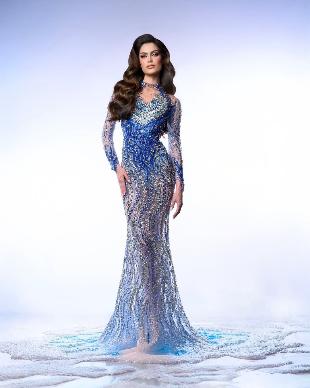 Nói về chiến thắng của Anna tại Miss Charm 2025, bà Nguyễn Thị Thúy Nga - Chủ tịch cuộc thi Miss Charm - cho biết người đẹp Venezuela đăng quang nhận được sự đồng thuận từ các thành viên trong ban giám khảo. Bên cạnh đó, trong khoảng 2 tuần tham gia các hoạt động thuộc khuôn khổ cuộc thi, Anna Blanco luôn cho thấy sự nỗ lực, nghiêm túc và tinh thần vượt khó.