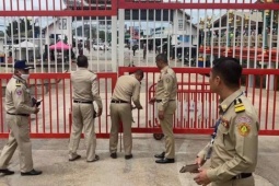 Campuchia đình chỉ mọi hoạt động qua lại biên giới với Thái Lan