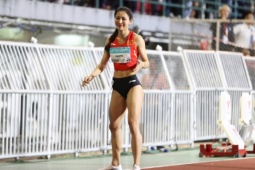 Thể thao - "Đóa hồng" điền kinh Cẩm Tú bật khóc, phá kỷ lục quốc gia 15 năm ở SEA Games
