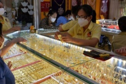 Giá vàng hôm nay 13-12: Tăng lên mức cao nhất trong 7 tuần qua