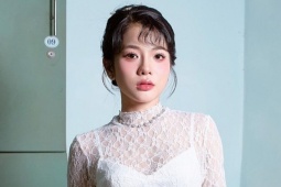 Cô gái buôn bất động sản nghèo đi vì làm ca sĩ, tuổi 30 vẫn loay hoay