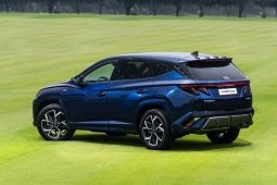 Giá xe Hyundai Tucson lăn bánh kèm ưu đãi tháng 12/2025