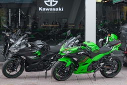 Giá môtô Kawasaki giữa tháng 12/2025, đồng loạt giảm giá sốc