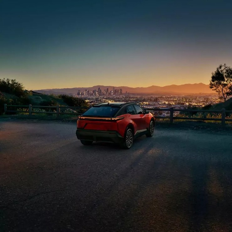 Mẫu SUV điện rẻ nhất của Subaru trình làng - 4