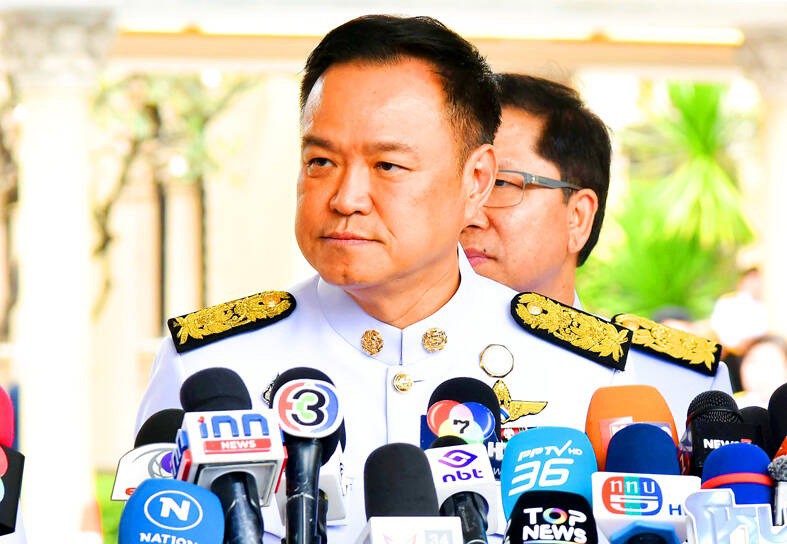 Thủ tướng Thái Lan Anutin Charnvirakul. Ảnh: EPA