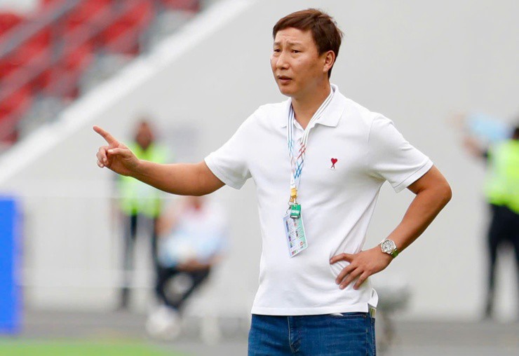 HLV Kim Sang Sik biến U22 Việt Nam thành tập thể khó lường