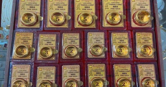 Kinh tế 24h: Giá vàng vọt lên, thiết lập đỉnh mới