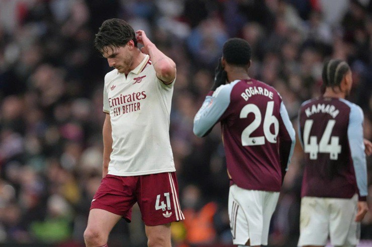 Arsenal đã bị Man City và Aston Villa áp sát
