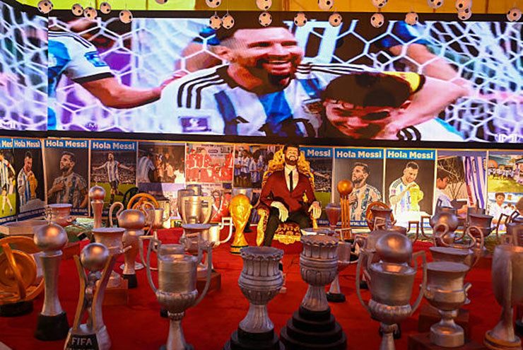 Một buổi triển lãm sự nghiệp Messi do các fan ở Kolkata tự tổ chức