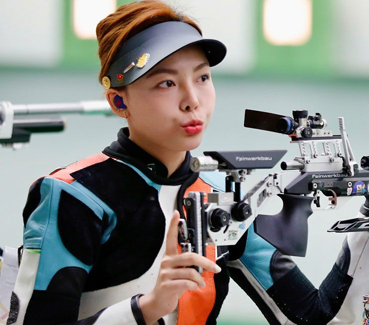 Trong buổi sáng ngày 13/12, Phí Thanh Thảo đã cùng đội tuyển bắn súng Việt Nam thi đấu nội dung súng trường hơi 10m