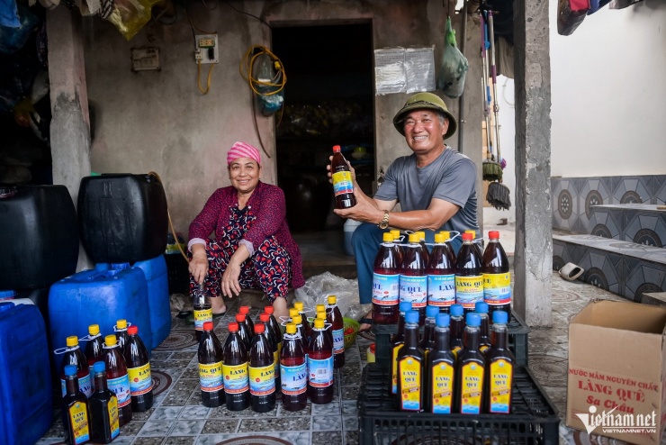 Người dân Ninh Bình tất bật làm nước mắm phục vụ thị trường Tết - 9