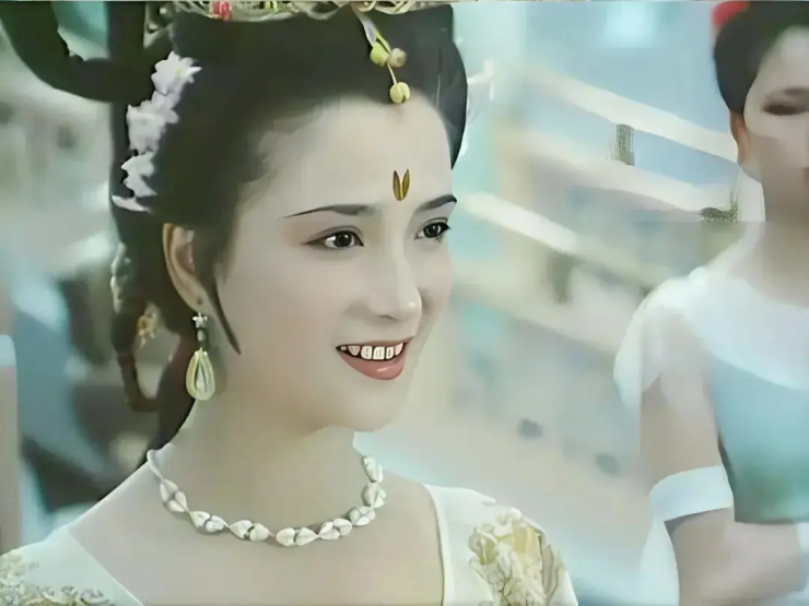 Nhan sắc một thời của 'đệ nhất mỹ nhân cổ trang' Trung Quốc - 5